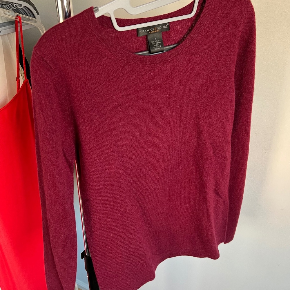 Long Sleeve Cashmere Sweater - Preswick & Moore